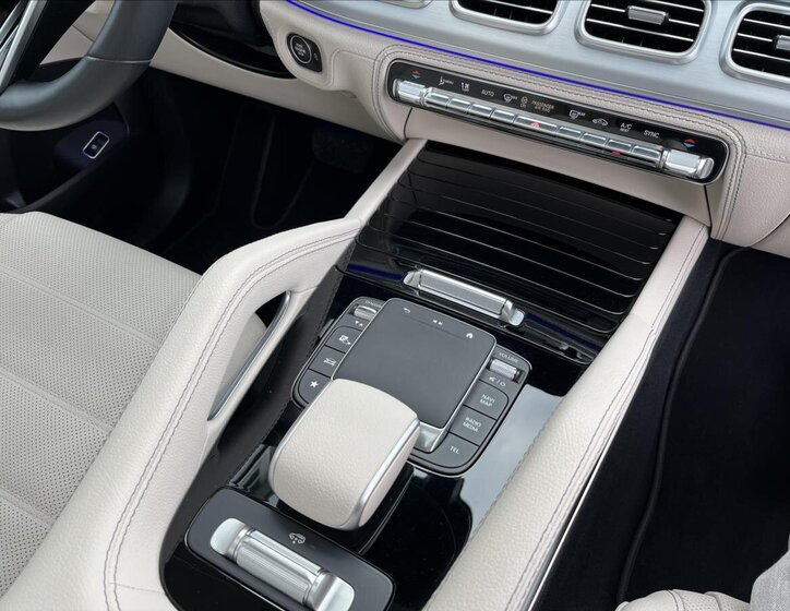 Mercedes-Benz GLE 19