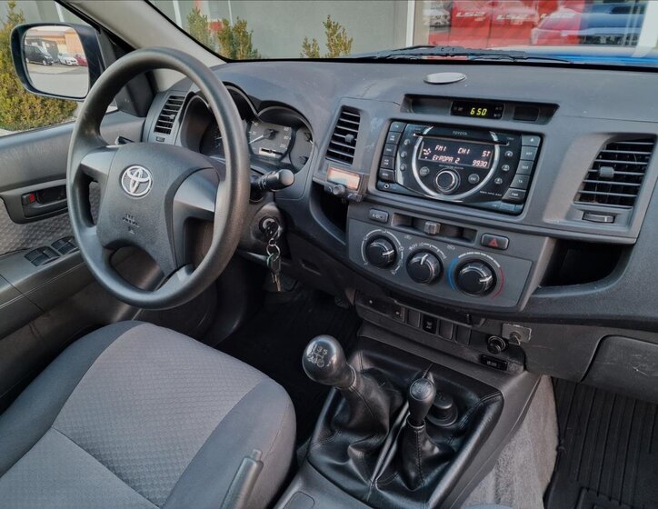 Toyota Hilux Pick-up 2,5 l 106 kw