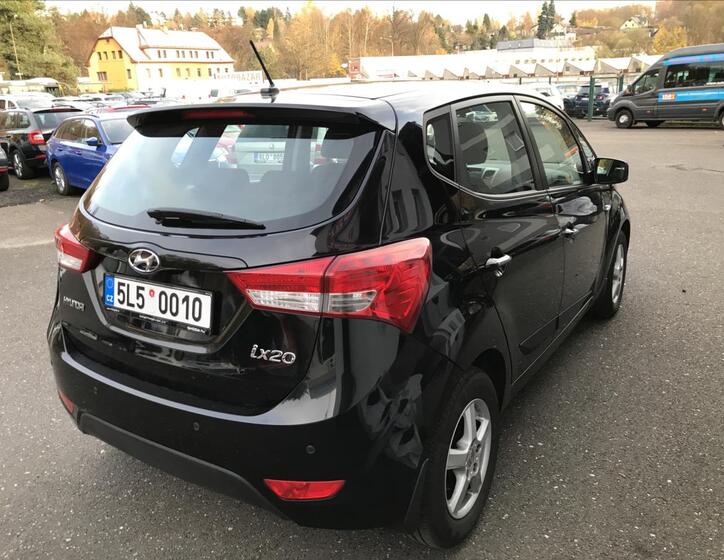 Hyundai ix20 5