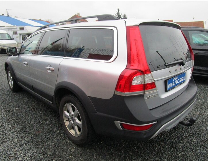 Volvo XC70 6