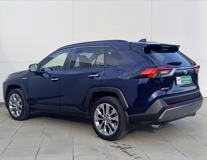 Toyota RAV4 SUV 2,5 l 131 kw