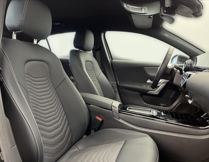 Mercedes-Benz Třídy A Hatchback 1,3 l 100 kw