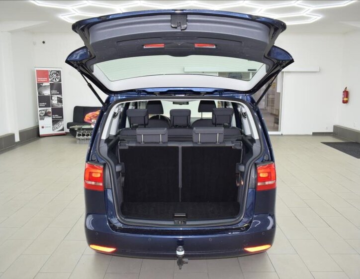 Volkswagen Touran Kombi 1,6 l 77 kw