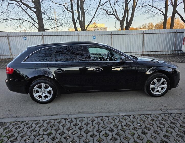 Audi A4 Kombi 2,0 l 88 kw