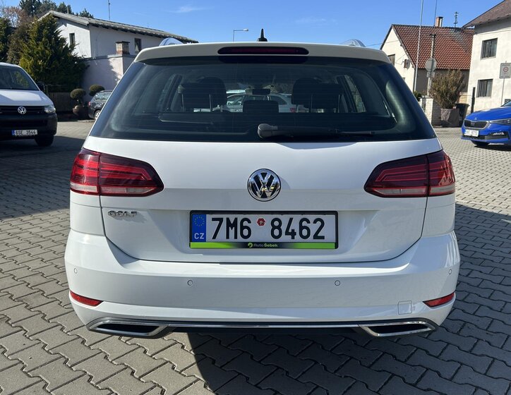 Volkswagen Golf Kombi 2,0 l 110 kw