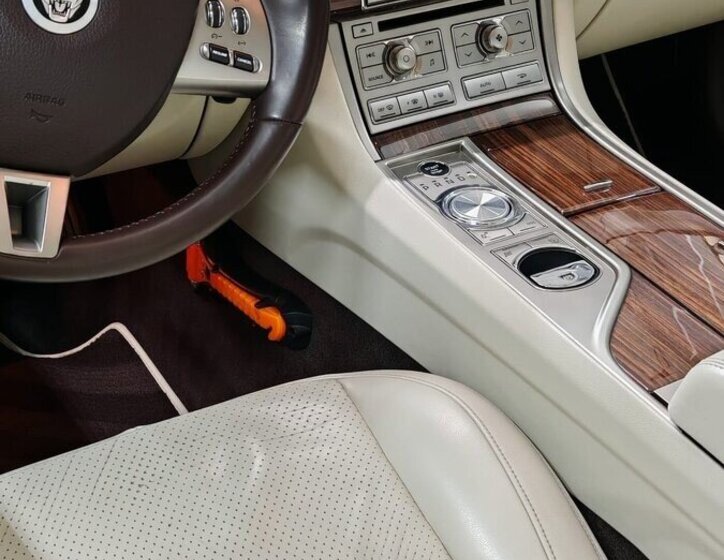 Jaguar XF Sedan 0,0 0