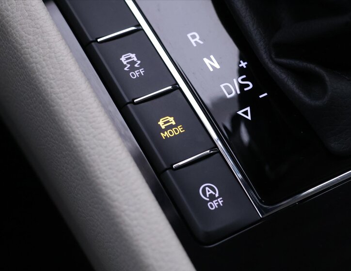 Škoda Superb Liftback 2,0 l 147 kw