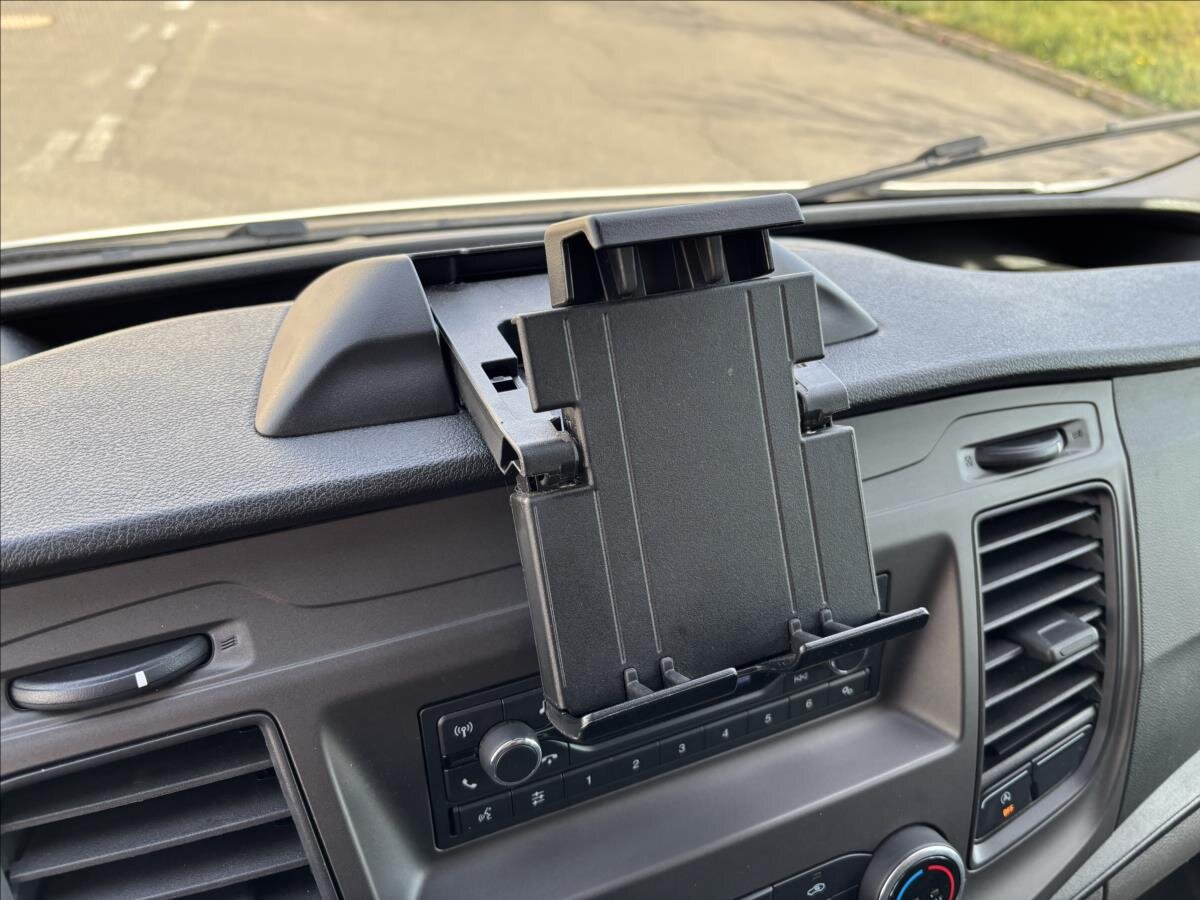 Ford Transit Skříň 2,0 l 96 kw