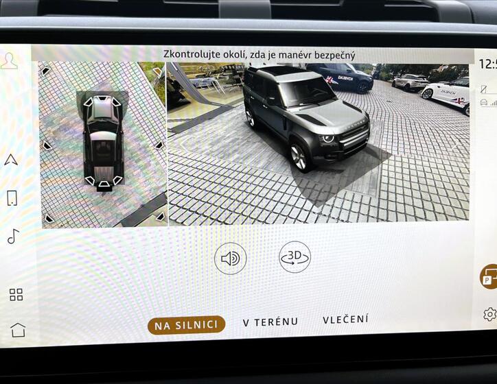 Land Rover Defender 17