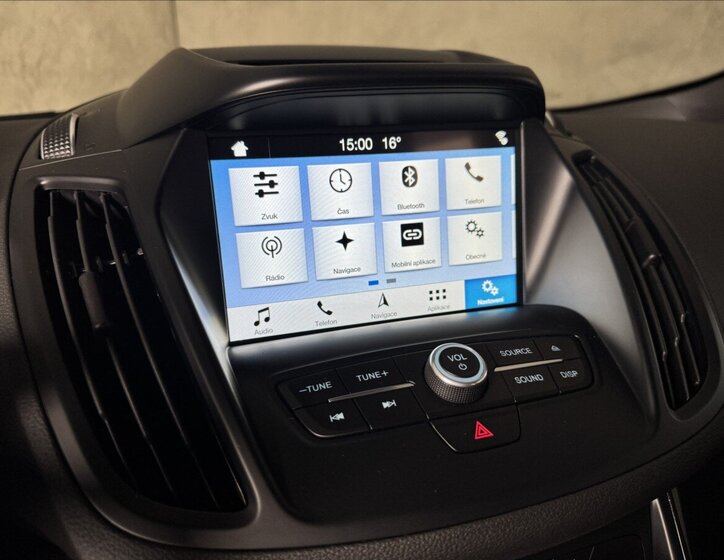 Ford Kuga SUV 2,0 l 178 kw