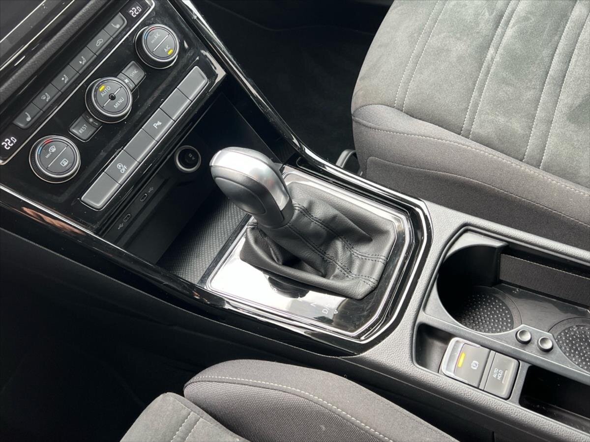 Volkswagen Touran Kombi 1,5 l 110 kw