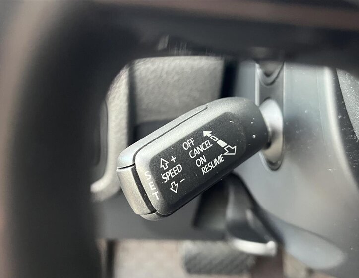 Volkswagen Touareg SUV / Terénní 3,0 l 150 kw