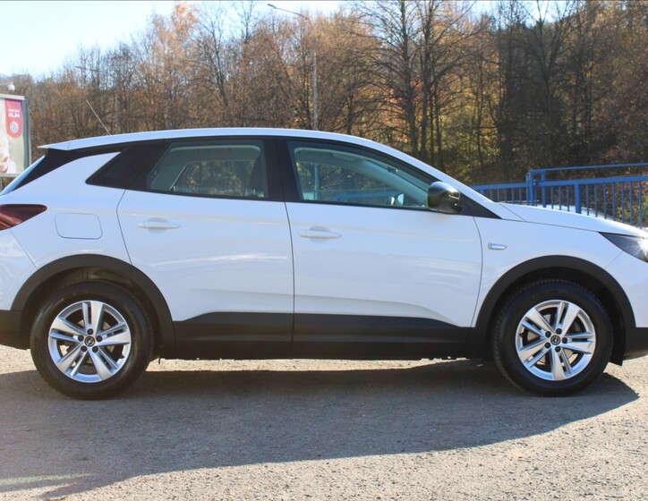 Opel Grandland 4