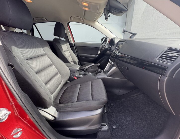 Mazda CX-5 SUV / Terénní 2,0 l 121 kw