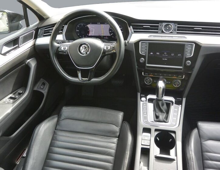 Volkswagen Passat Kombi 2,0 l 176 kw