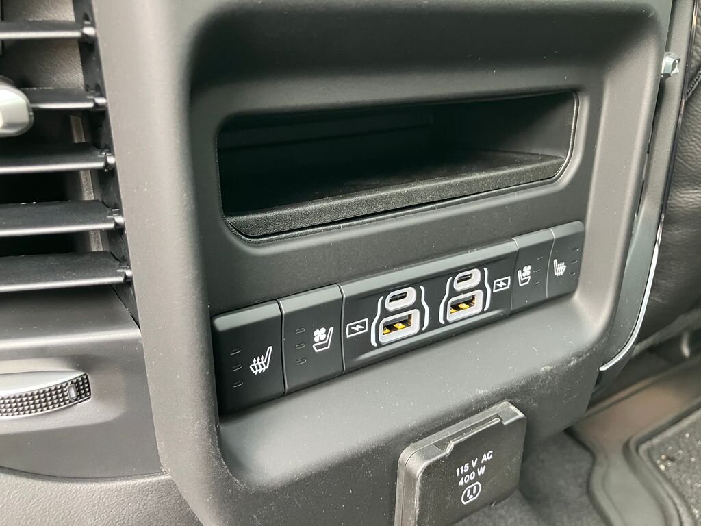 Dodge RAM Pick-up 3,0 l 403 kw