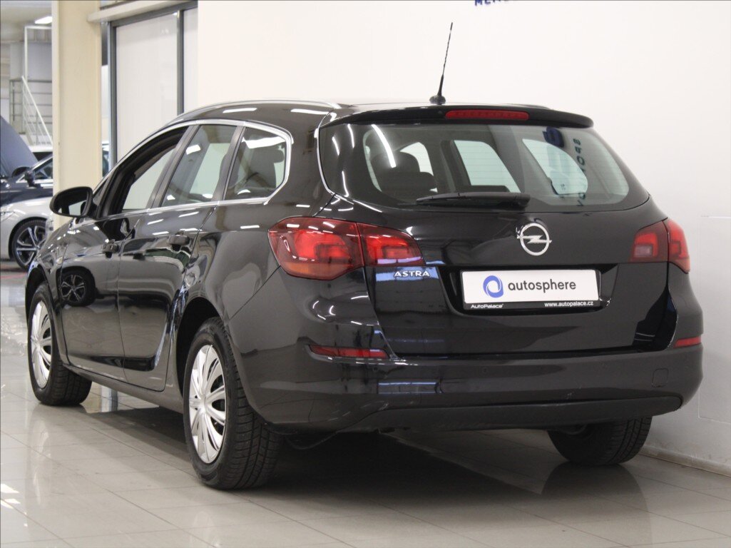 Opel Astra Kombi 1,6 l 85 kw