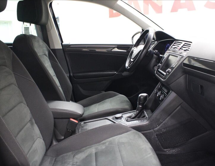 Volkswagen Tiguan SUV / Terénní 2,0 l 110 kw