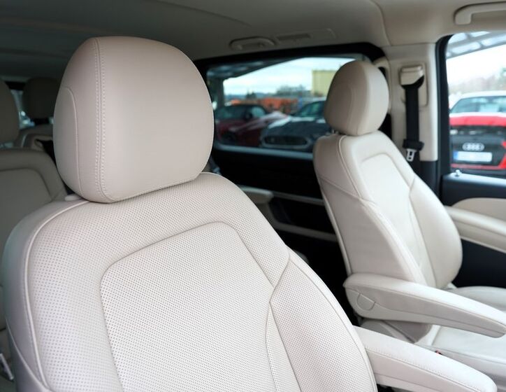 Mercedes-Benz Třídy V 29