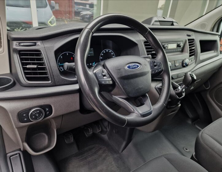 Ford Transit Custom Skříň 2,0 l 77 kw