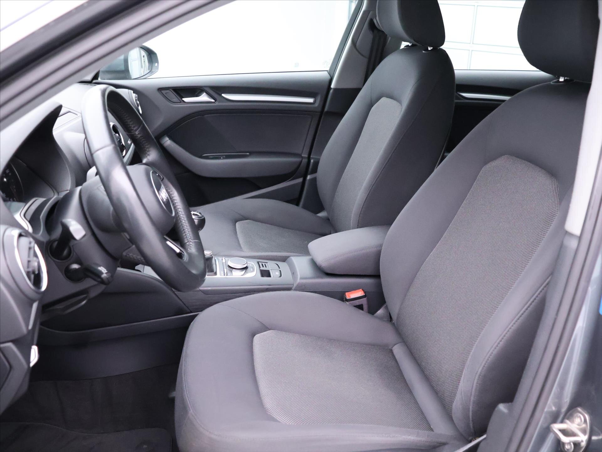 Audi A3 Hatchback 999,0 85 kw