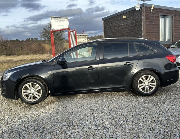 Chevrolet Cruze Kombi 1,7 l 96 kw