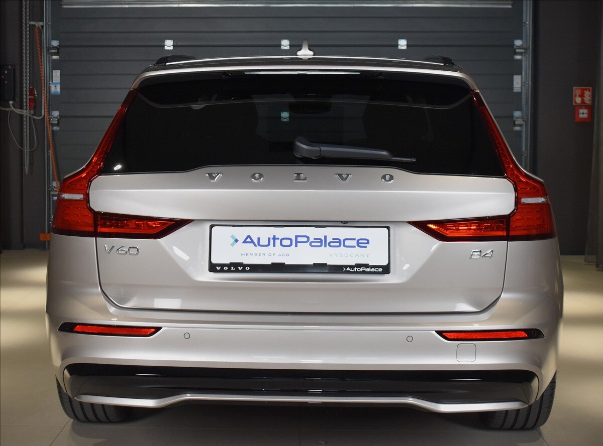 Volvo V60 Kombi 2,0 l 145 kw