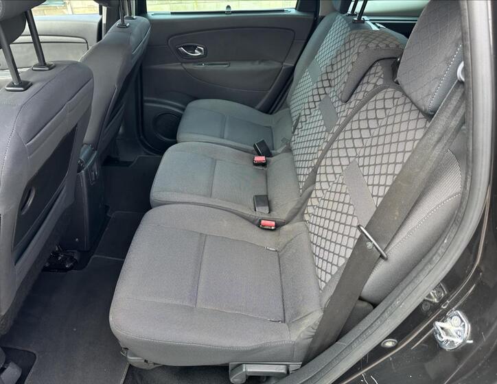 Renault Grand Scénic 13