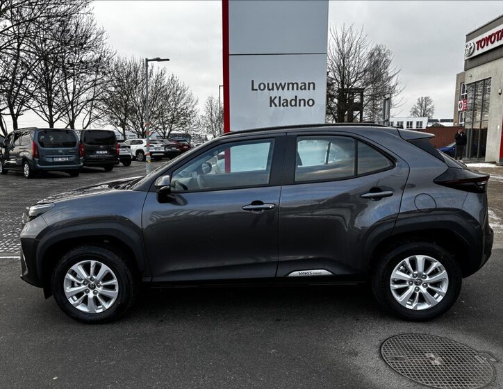 Toyota Yaris Cross SUV 1,5 l 68 kw