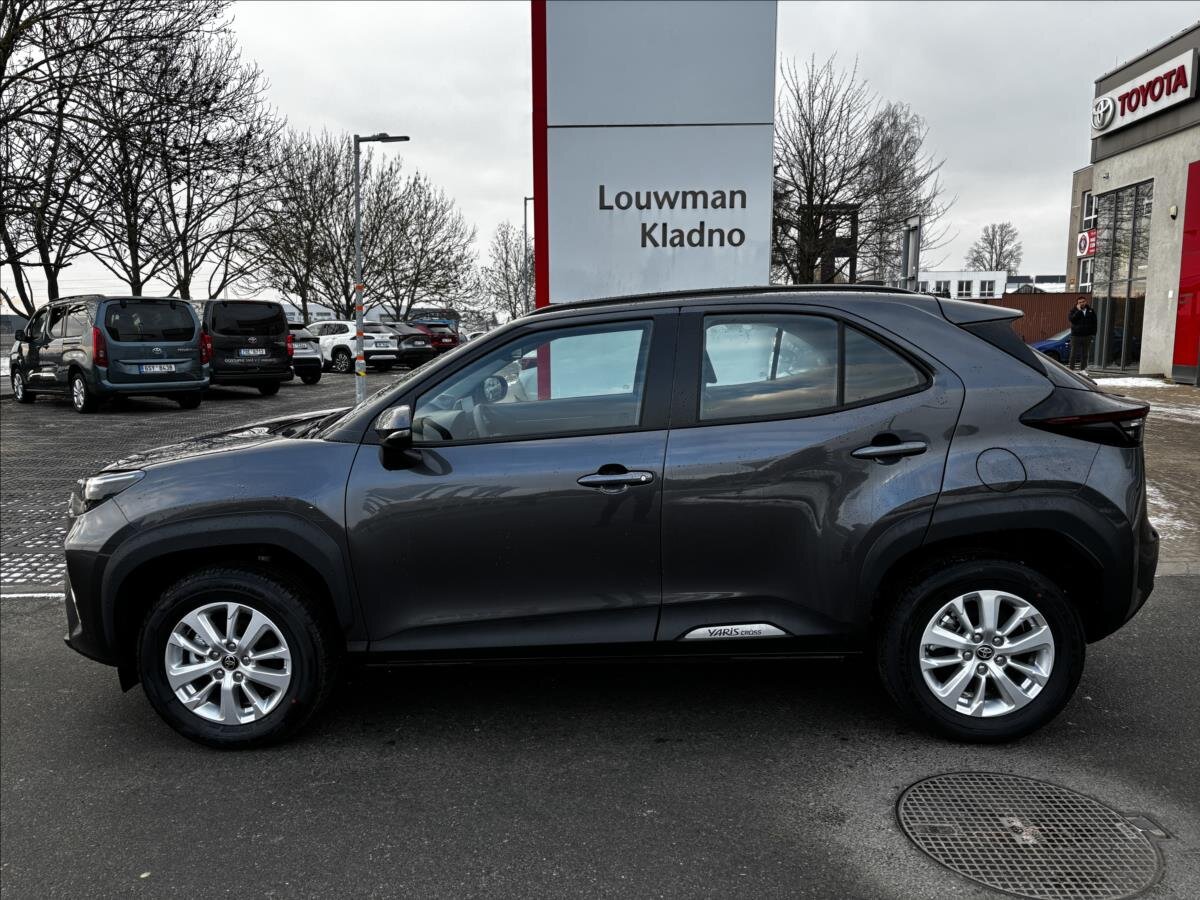 Toyota Yaris Cross SUV 1,5 l 68 kw