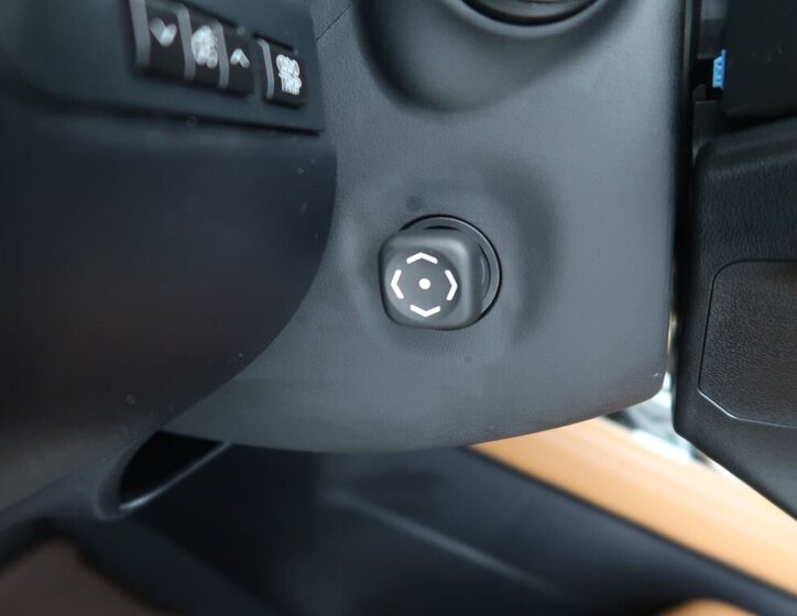 Lexus RX 300 SUV 2,0 l 175 kw