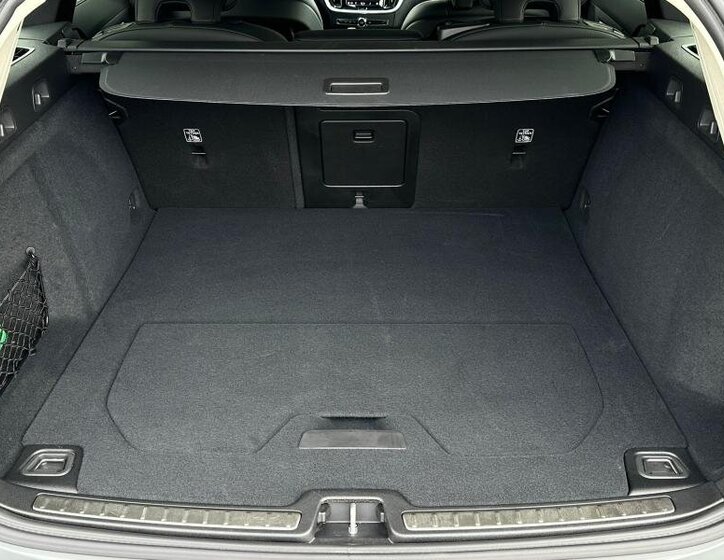 Volvo V60 Kombi 2,0 l 145 kw