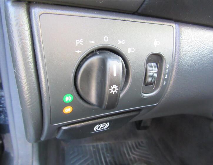 Mercedes-Benz CLK 25