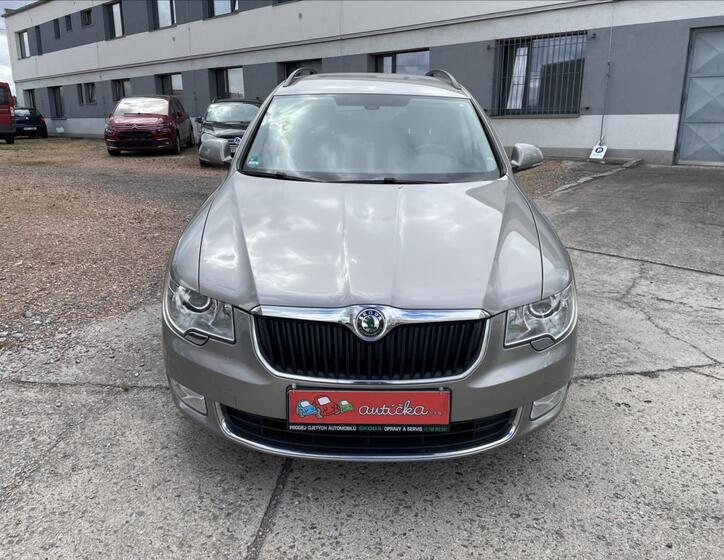 Škoda Superb 2