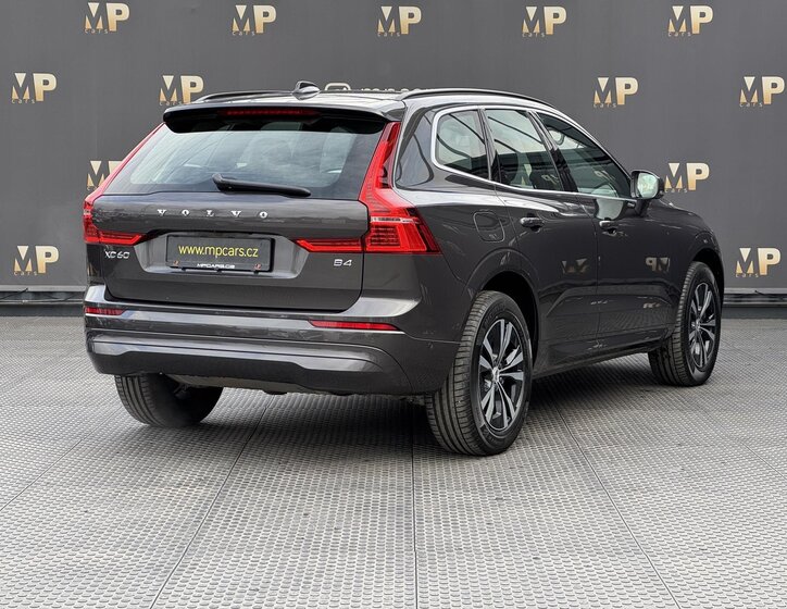 Volvo XC60 6