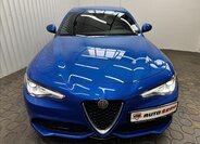 Alfa Romeo Giulia Sedan / Limuzína 2,0 l 206 kw