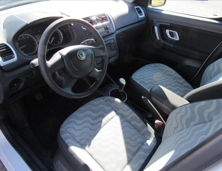 Škoda Roomster Kombi 1,2 l 51 kw