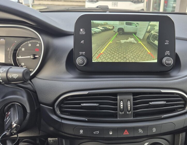 Fiat Tipo Sedan 1,6 l 96 kw