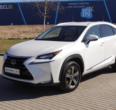 Lexus NX 300h 2
