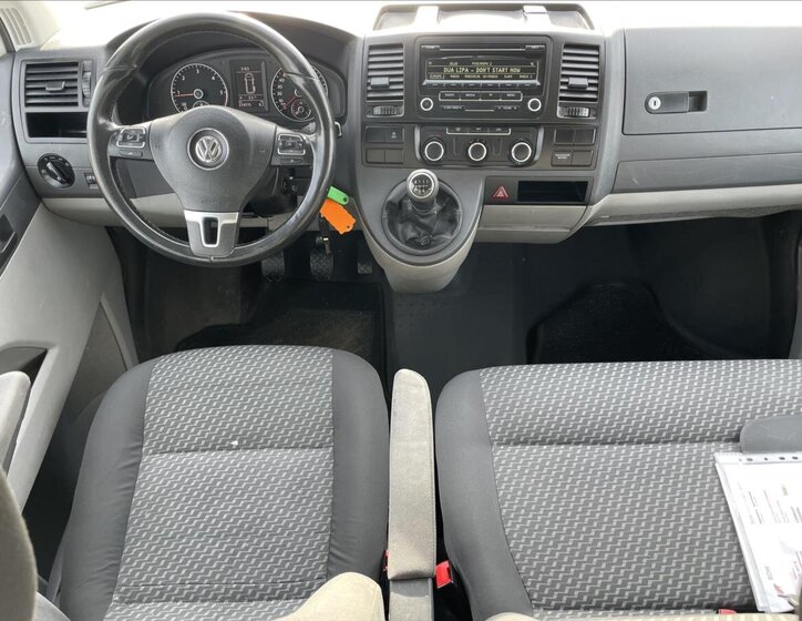 Volkswagen Transporter 12