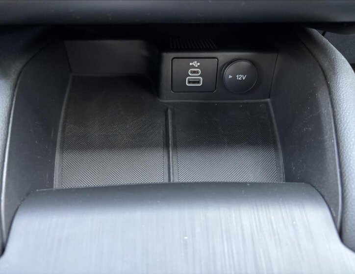 Ford Kuga SUV 2,0 l 88 kw