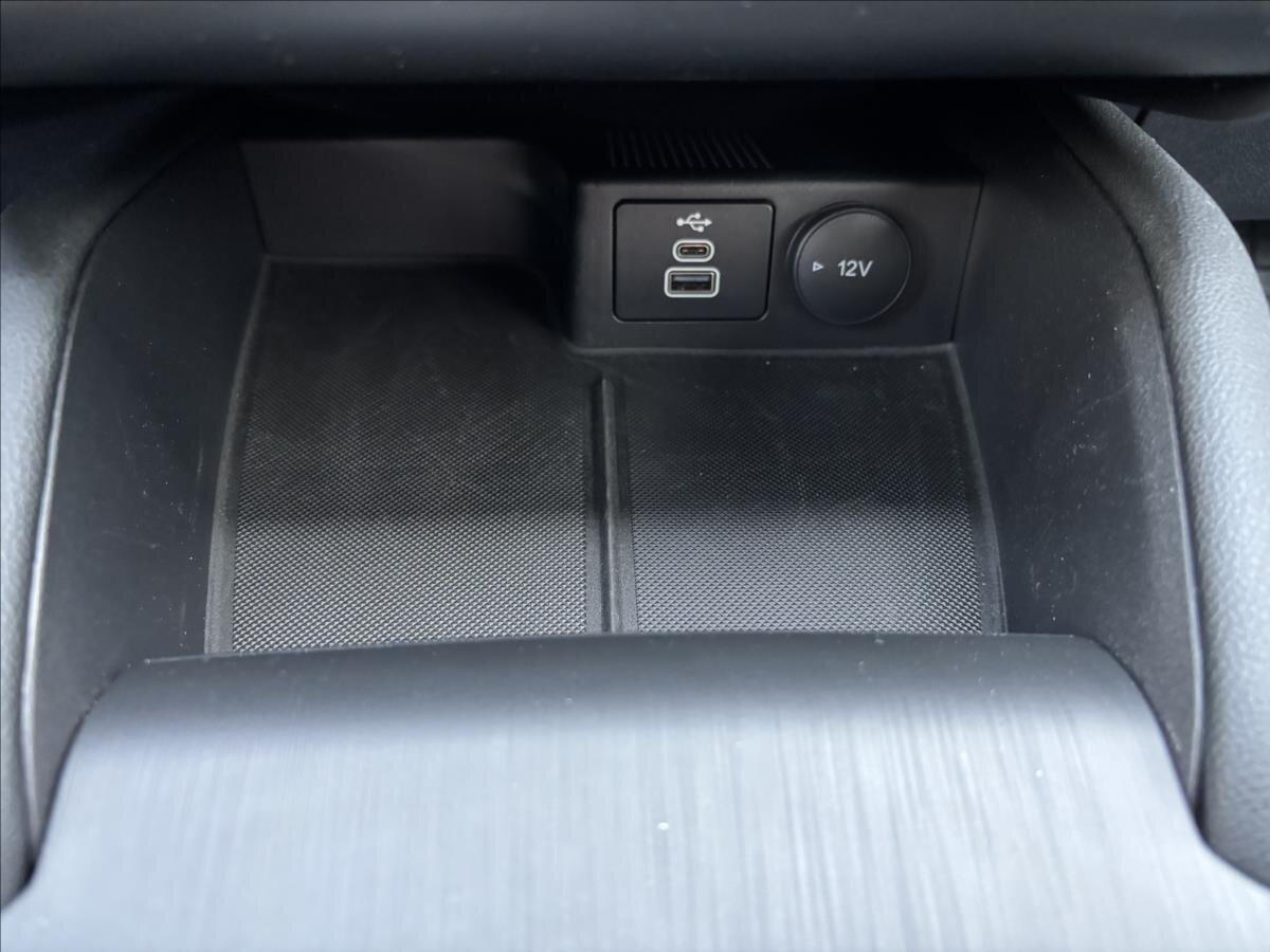 Ford Kuga SUV 2,0 l 88 kw