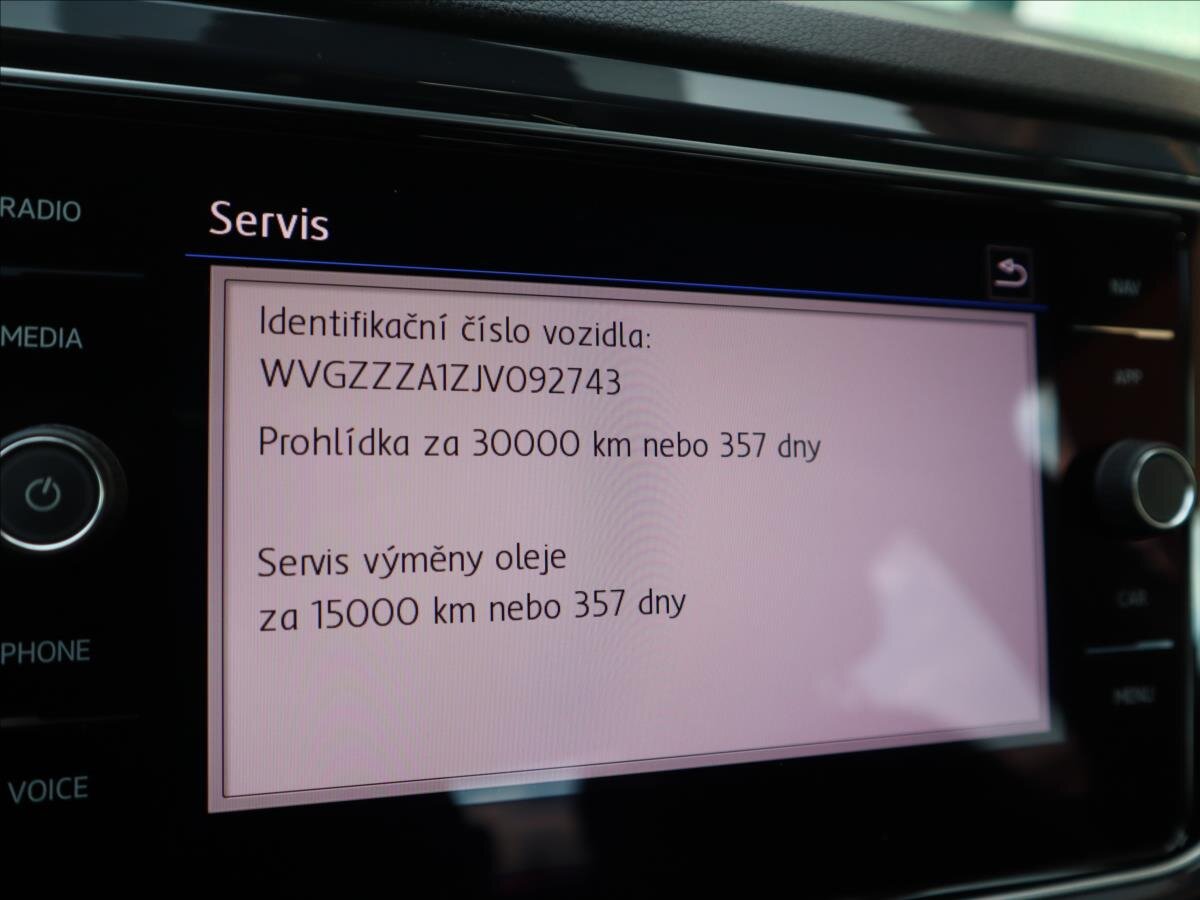 Volkswagen T-Roc CUV / Crossover 1,5 l 110 kw