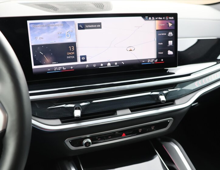 BMW X6 SUV 3,0 l 210 kw