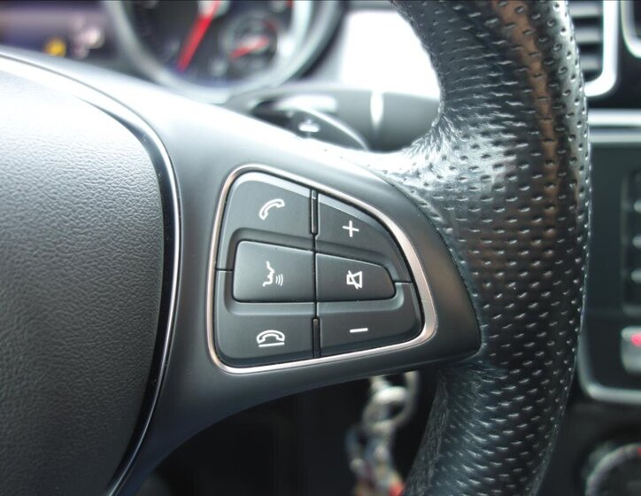 Mercedes-Benz GLE 32