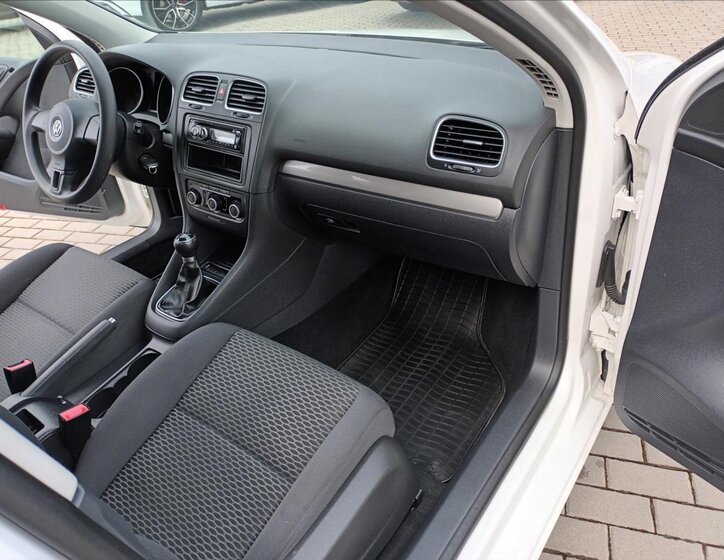 Volkswagen Golf Hatchback 1,4 l 59 kw