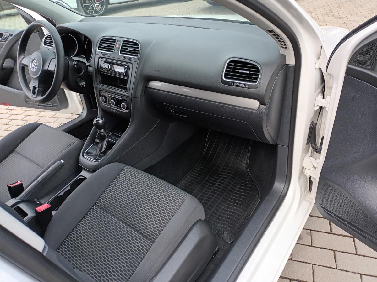 Volkswagen Golf Hatchback 1,4 l 59 kw