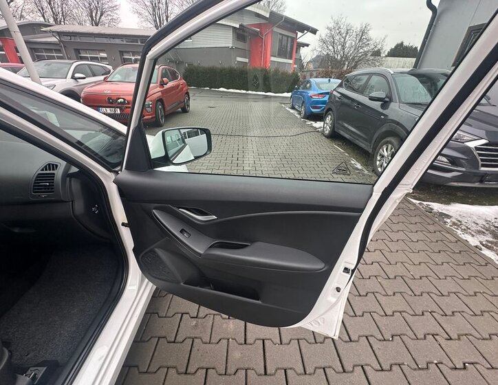 Hyundai ix20 MPV 1,6 l 92 kw