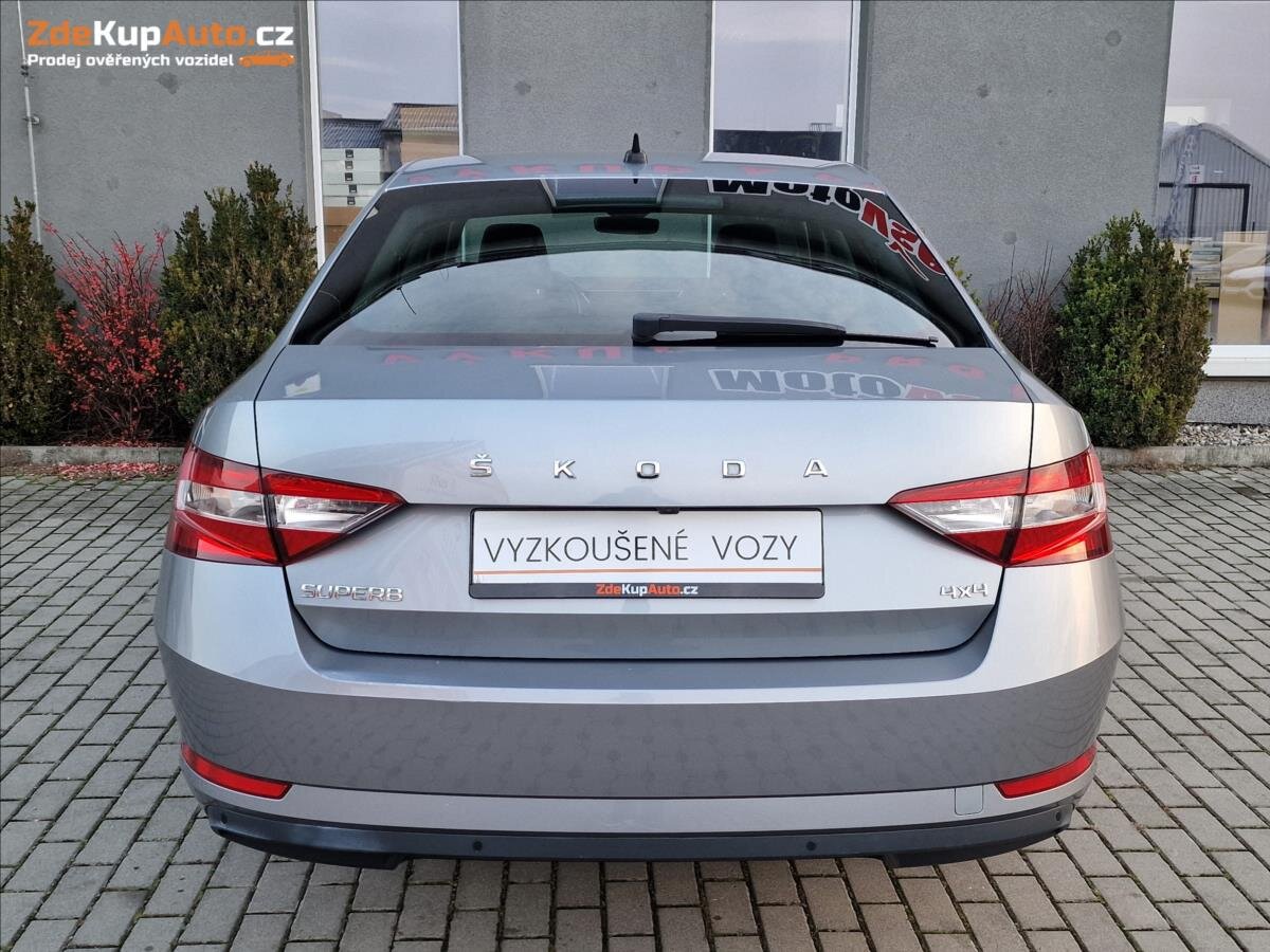 Škoda Superb