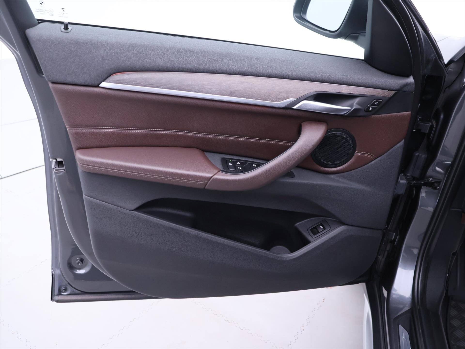 BMW X1 SUV / Terénní 2,0 l 140 kw